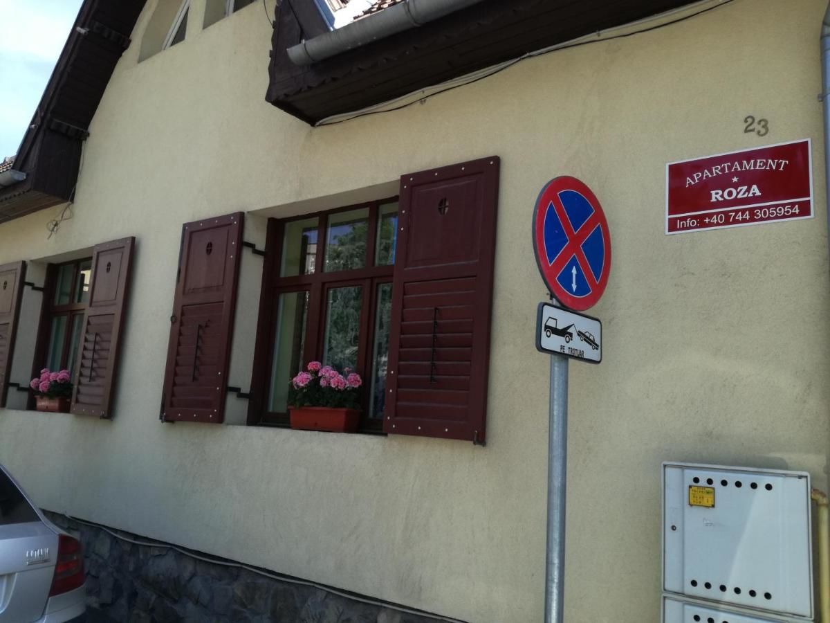 Проживание в семье Apartament Roza Брашов-13